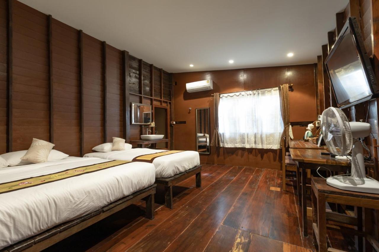 Reuan Vilawan Ratchaburi Exterior foto